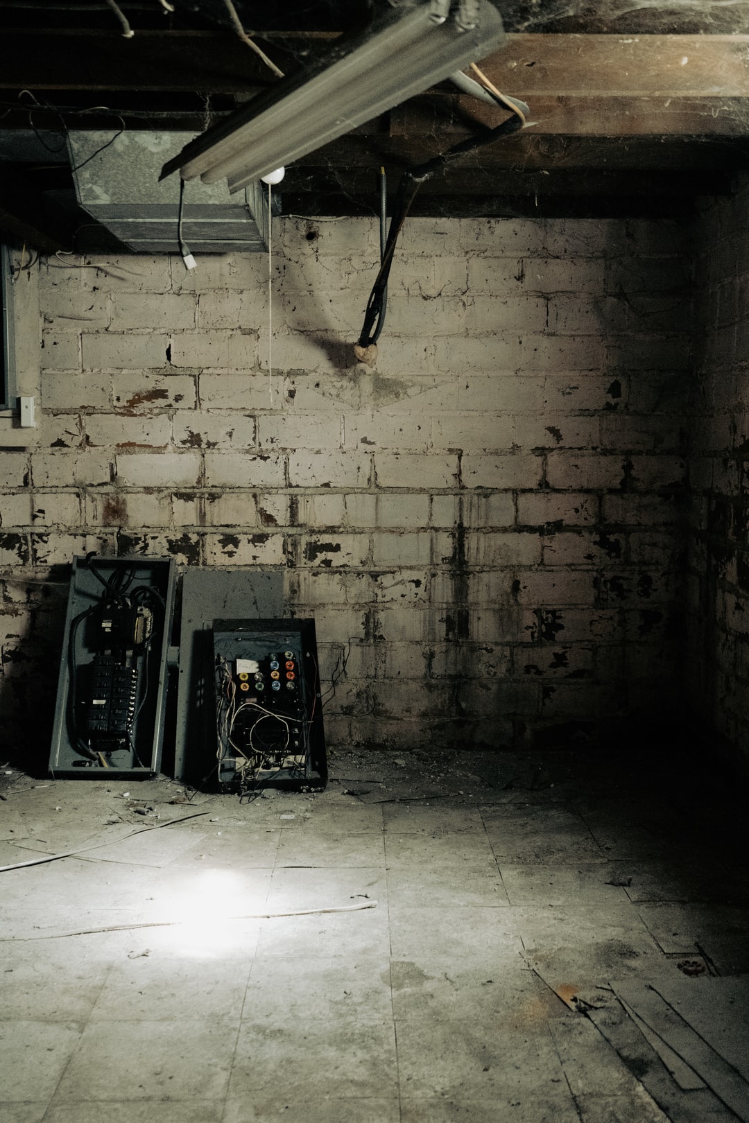 how-to-fix-a-leaky-foundation.jpeg